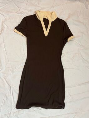 Classic Contrast Collar Polo Dress - Cream Trim